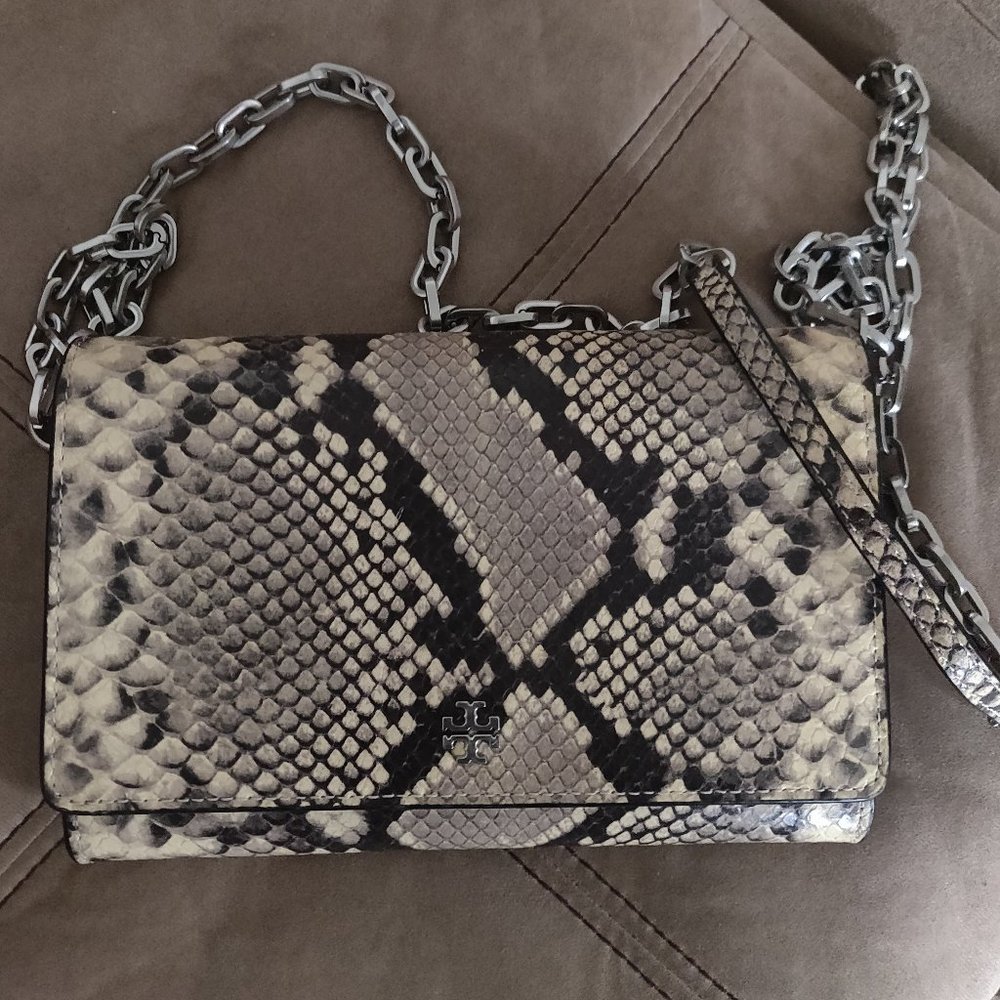 Tory Burch Leather Chain Wallet Crossbody